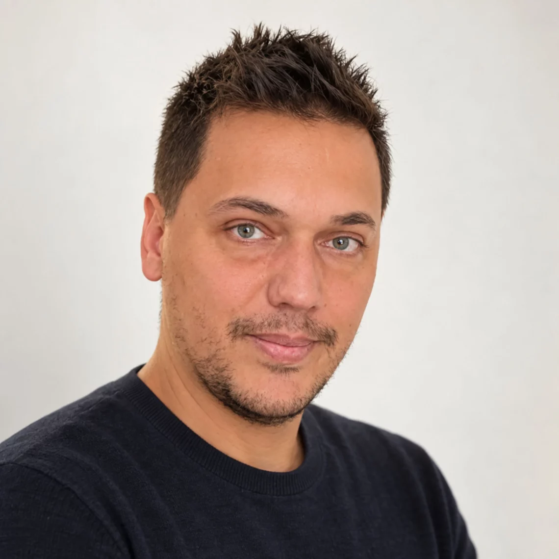photo de Miguel de l'agence com Biglord